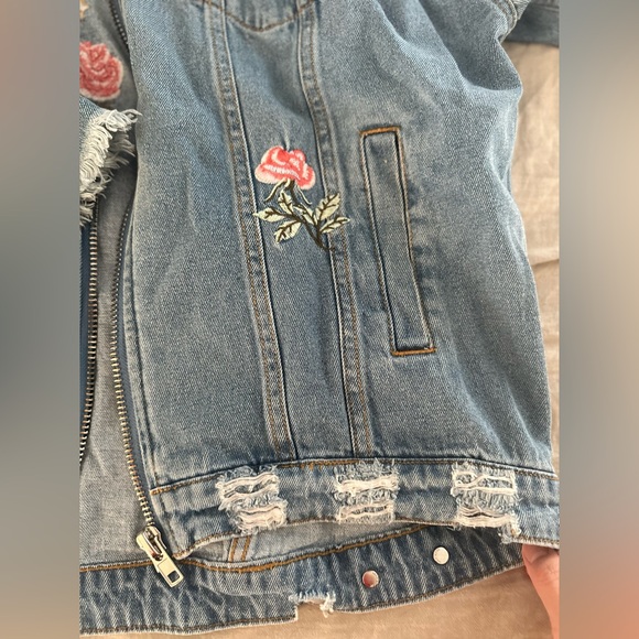 Oversized jean jackets - Picture 5 of 8